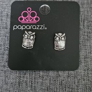 Paparazzi Silver-Toned Owl Brooch